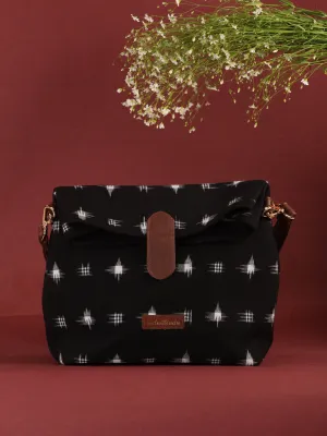 Black White Fold Over Ikat Hand Bag - B0504