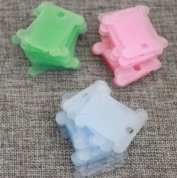 Embroidery Thread Bobbins - Cards for Floss Bobbins - Embroidery Floss for Cross Stitch - Plastic Floss Thread Holders Keeper Storage