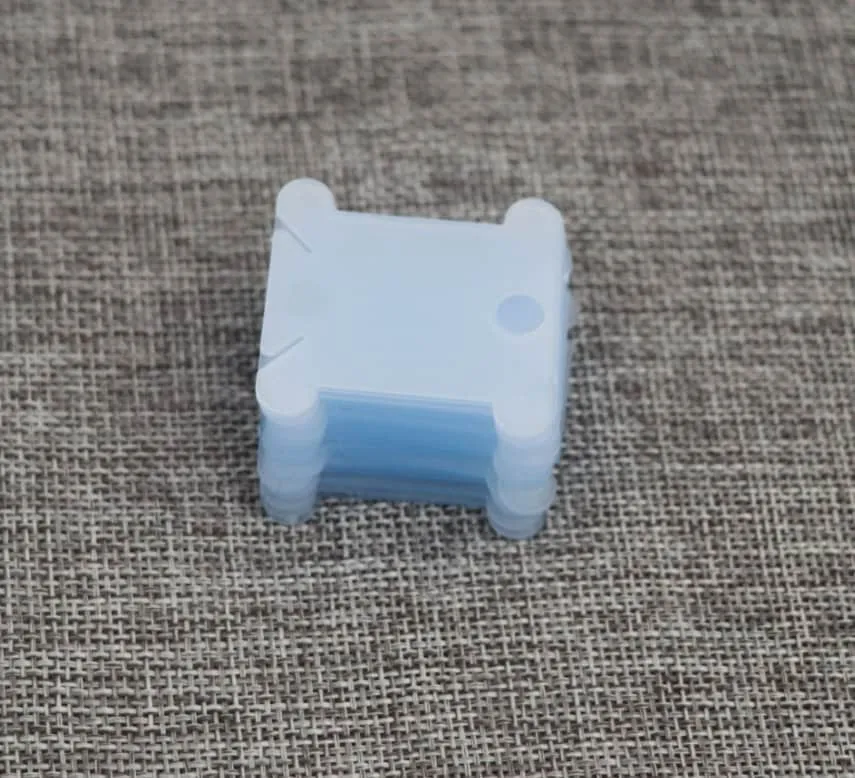 Embroidery Thread Bobbins - Cards for Floss Bobbins - Embroidery Floss for Cross Stitch - Plastic Floss Thread Holders Keeper Storage