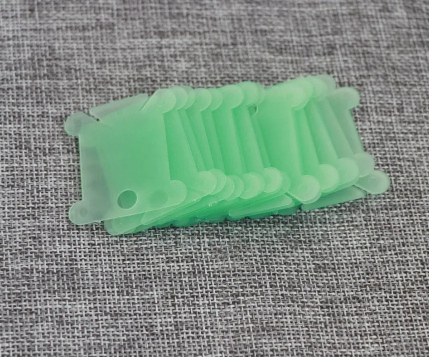 Embroidery Thread Bobbins - Cards for Floss Bobbins - Embroidery Floss for Cross Stitch - Plastic Floss Thread Holders Keeper Storage