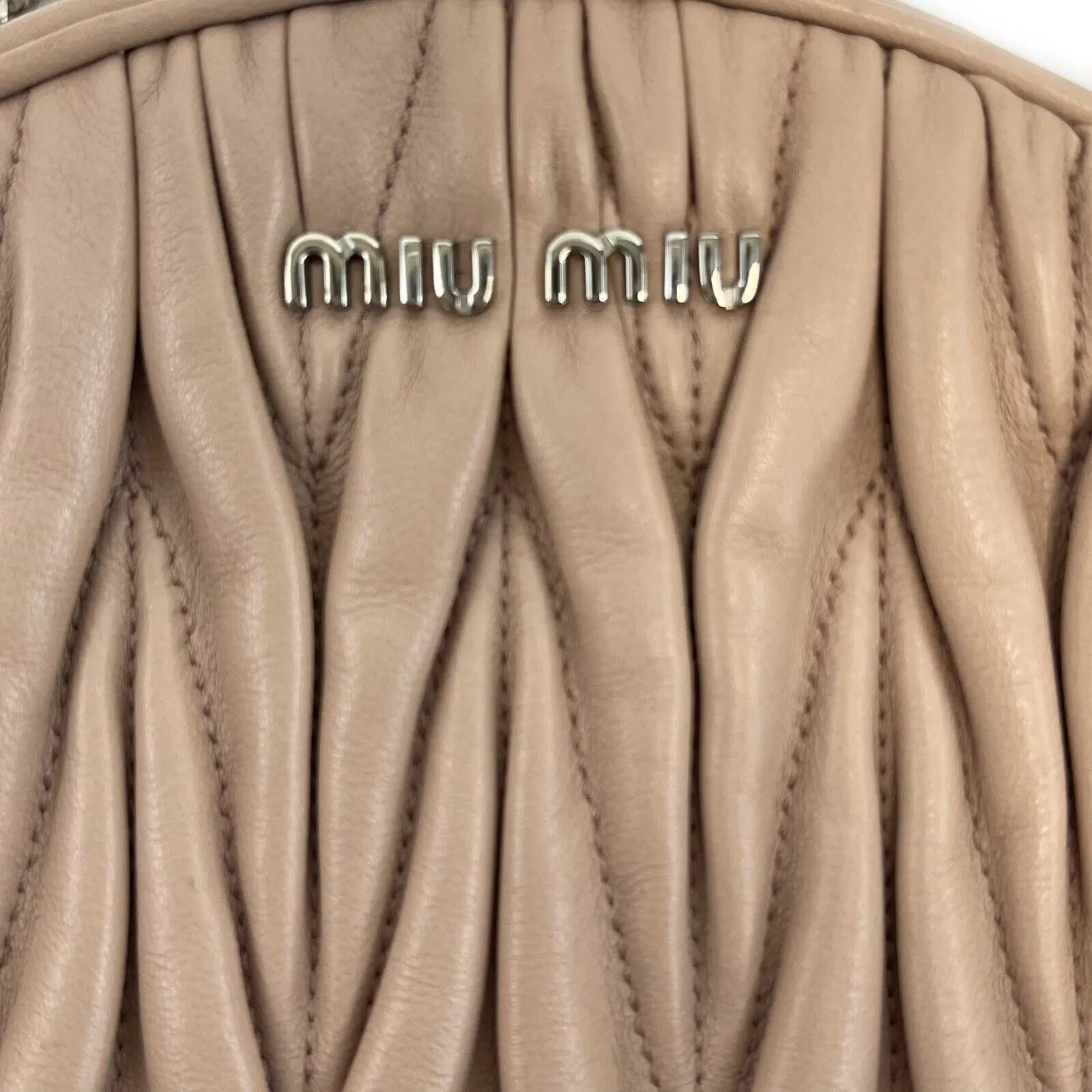 Miu Miu - Excellent - Circle Matelass Napa Leather Crossbody Bag - Powder Pink