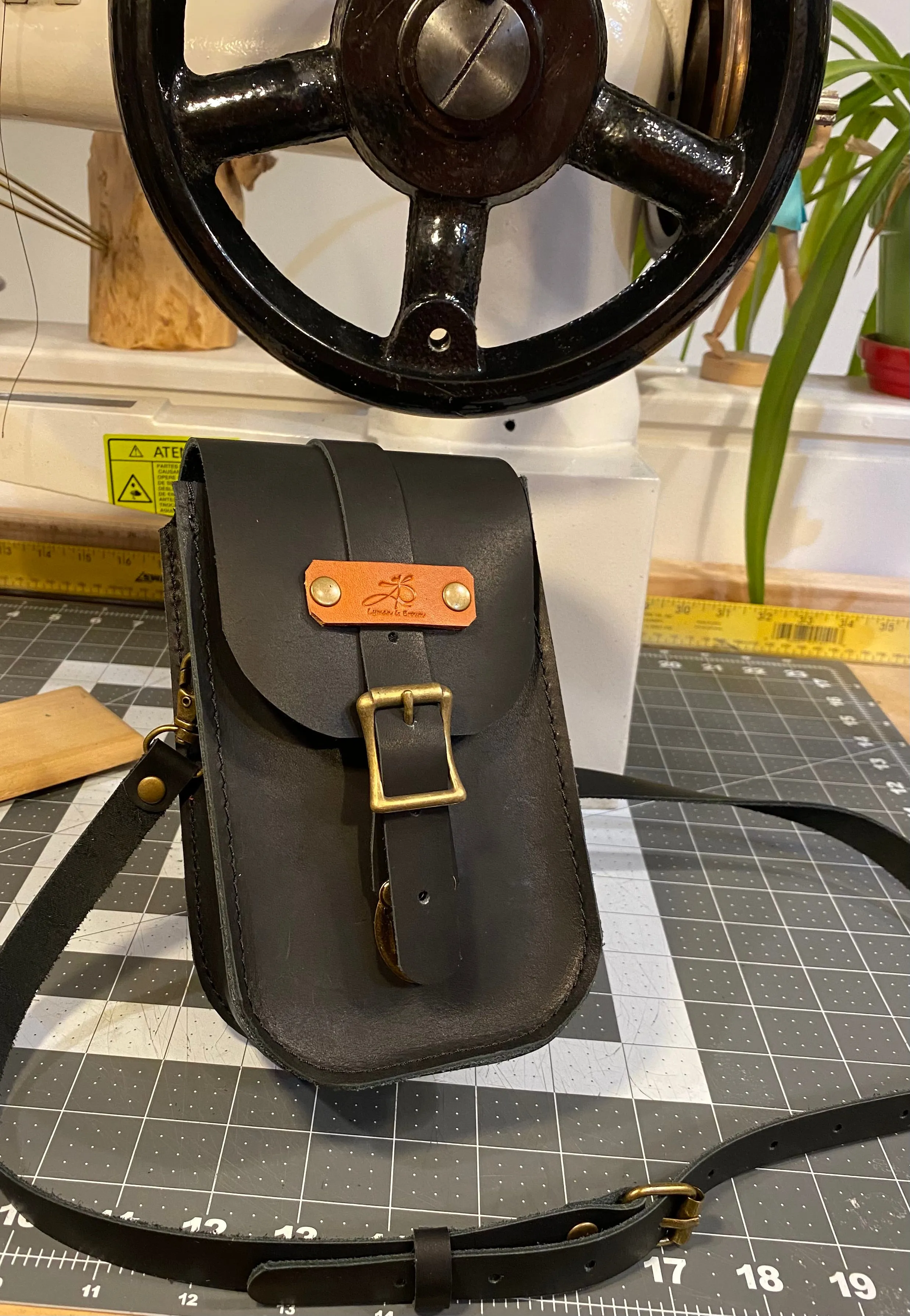 The Crossbody Bag: Lg., 3/4, Mini.